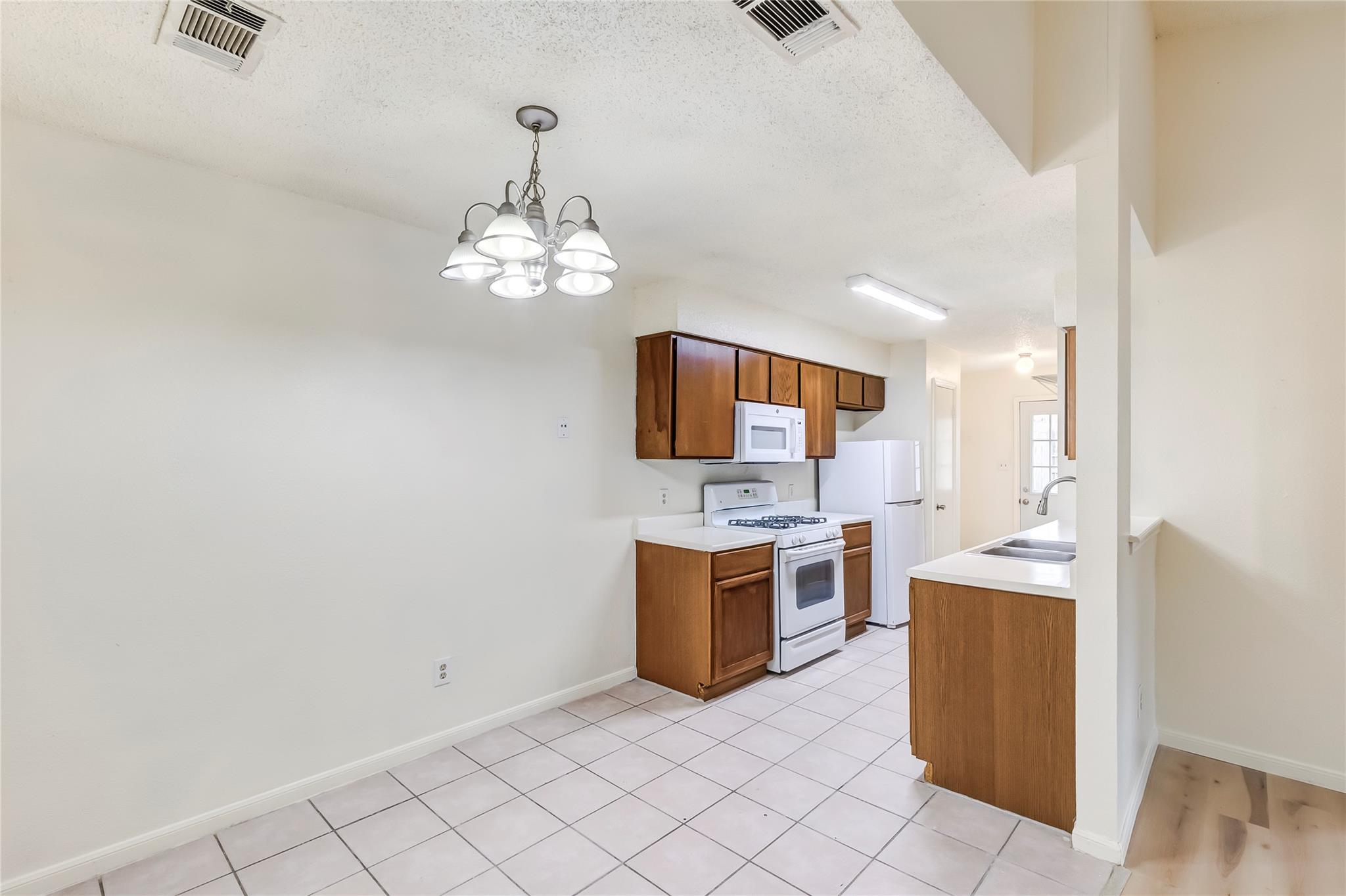 14202 Sussman Ct # B, Austin, TX 78728