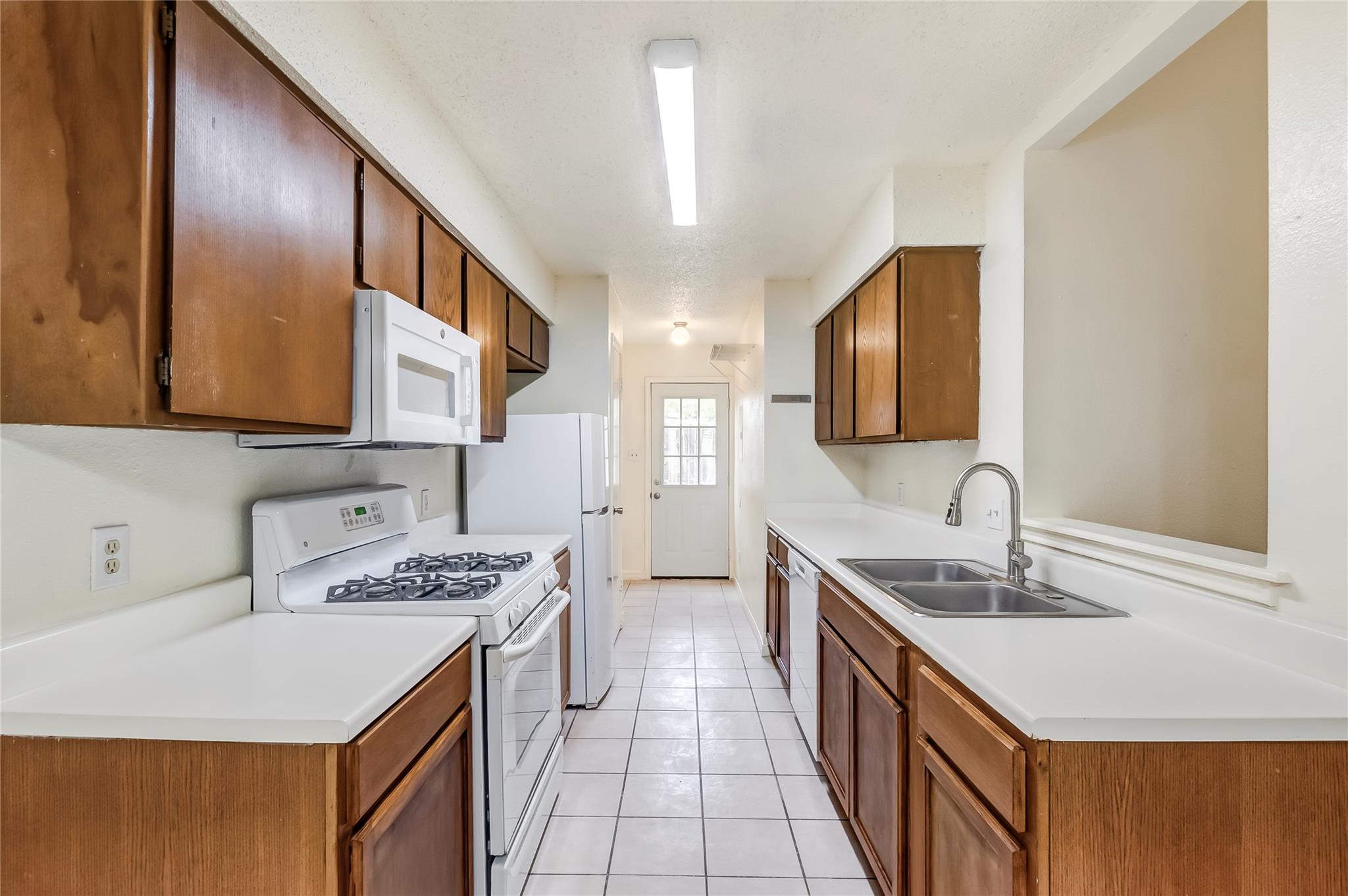 14202 Sussman Ct # B, Austin, TX 78728