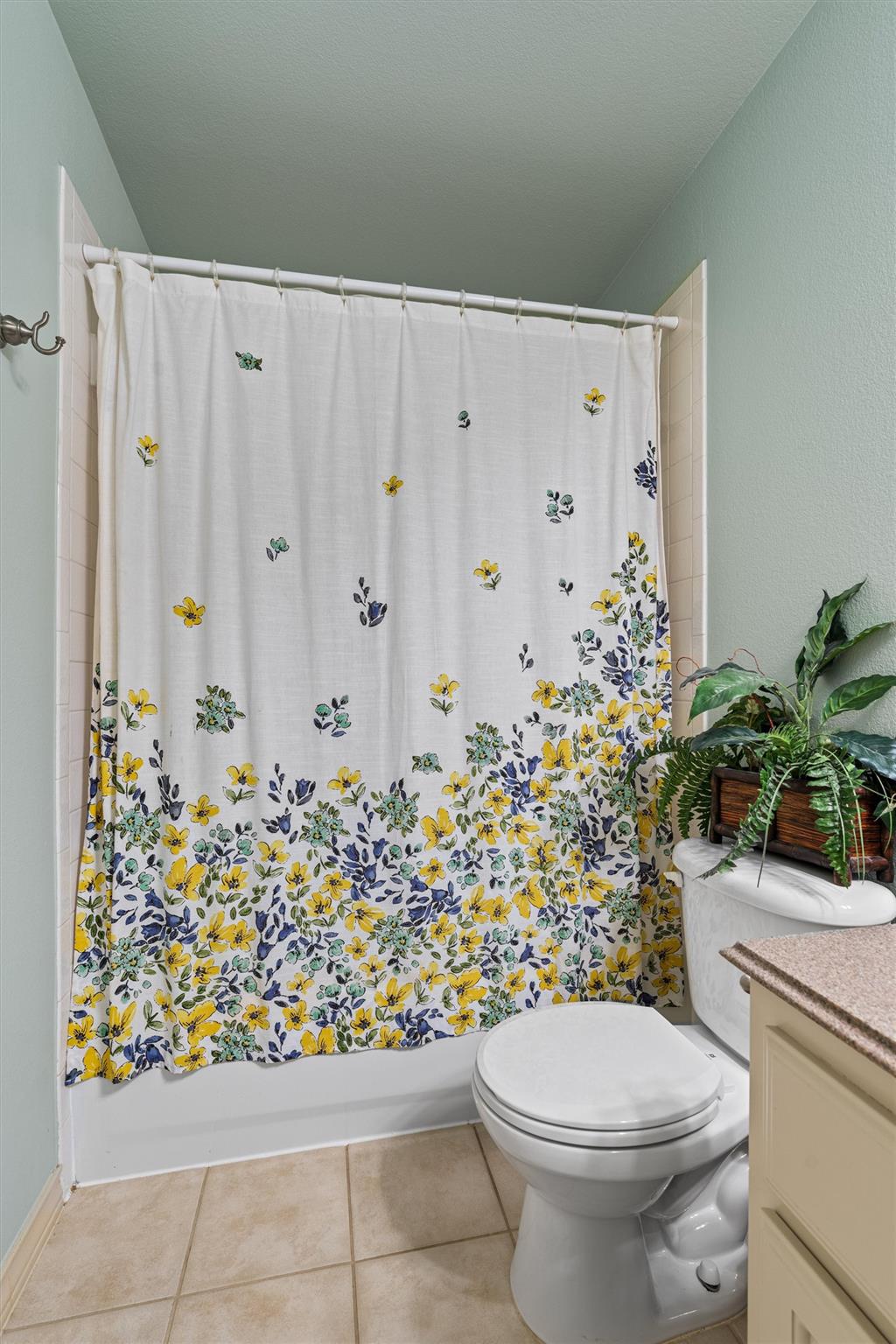 7505 Roaring Springs Dr, Austin, TX 78736