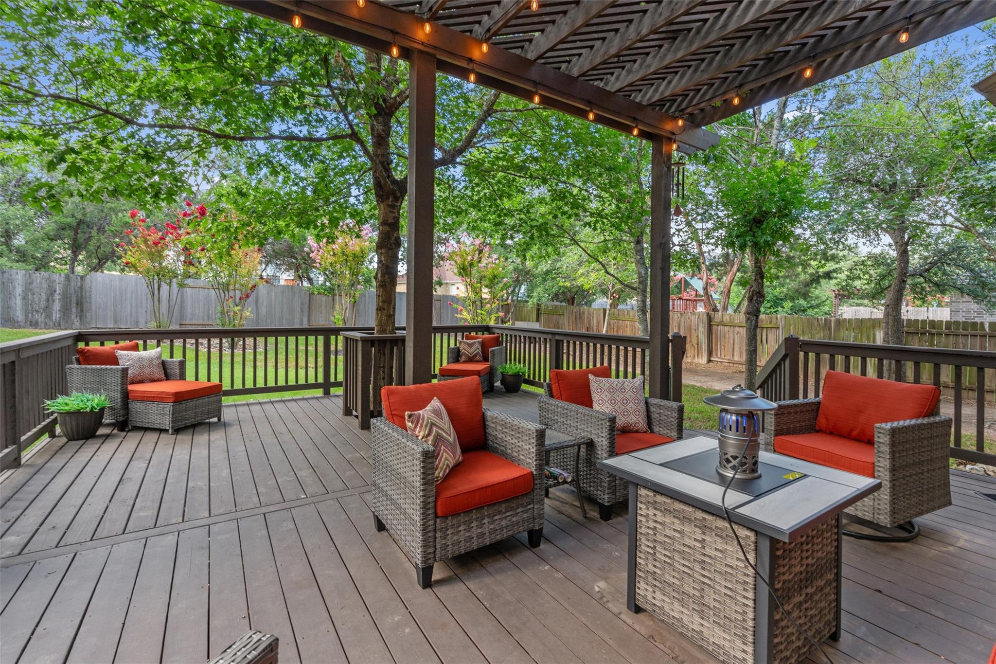 7505 Roaring Springs Dr, Austin, TX 78736