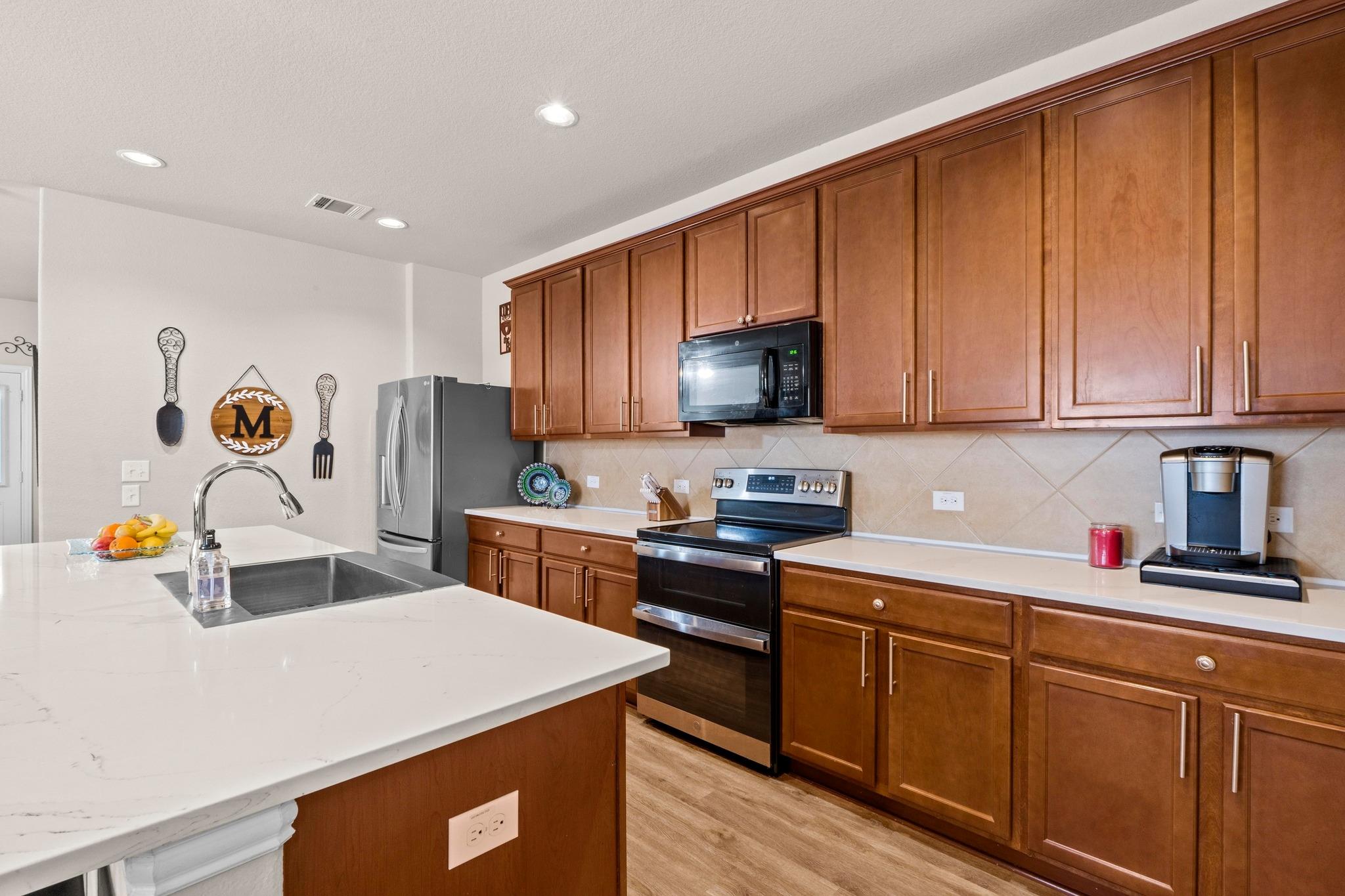 3100 Ortman Dr, Pflugerville, TX 78660