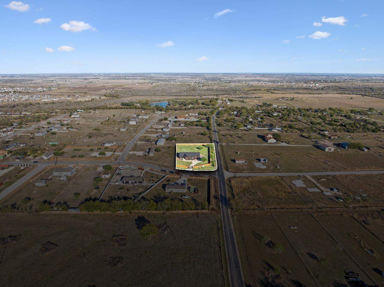 108 Santa Teresa Rd, Kyle, TX 78640