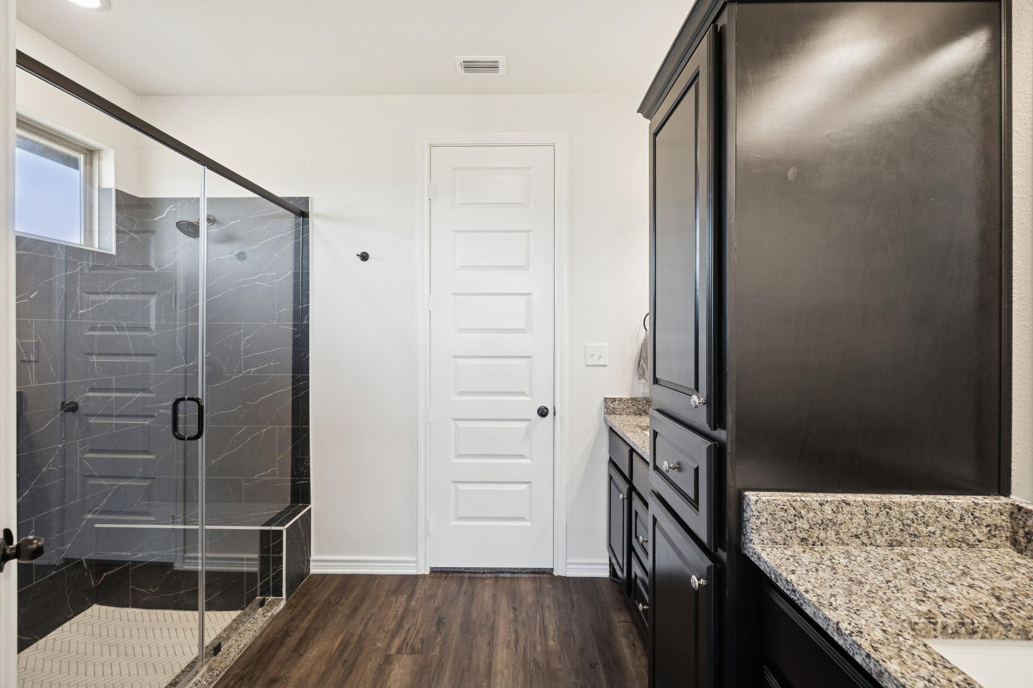 108 Santa Teresa Rd, Kyle, TX 78640