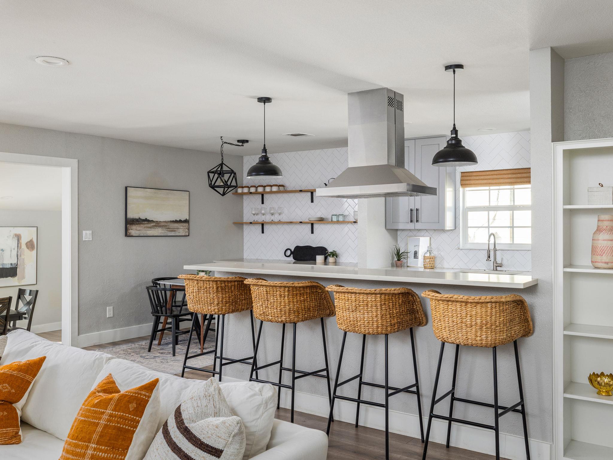 5507 Porsche Ln, Austin, TX 78749