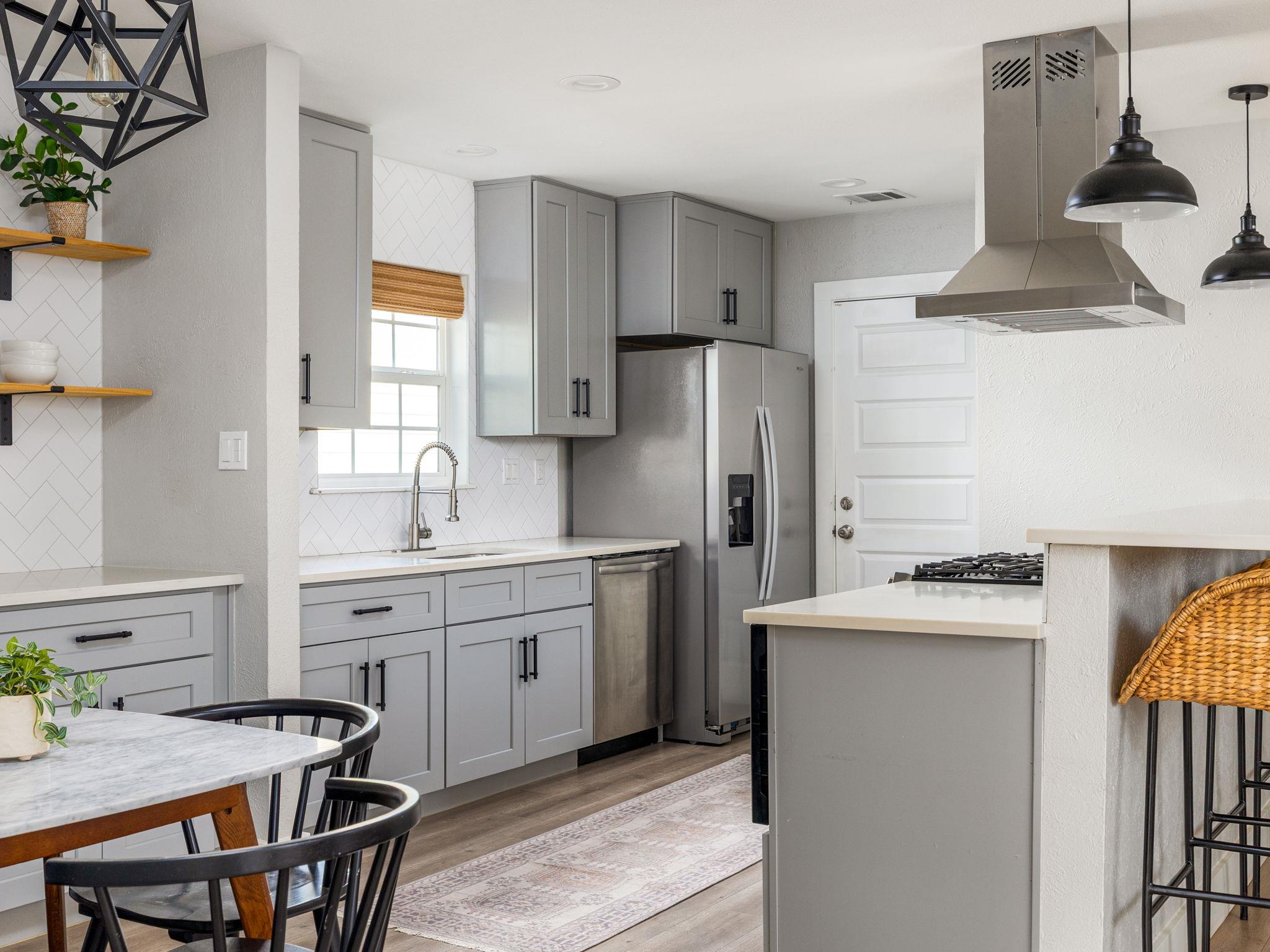 5507 Porsche Ln, Austin, TX 78749