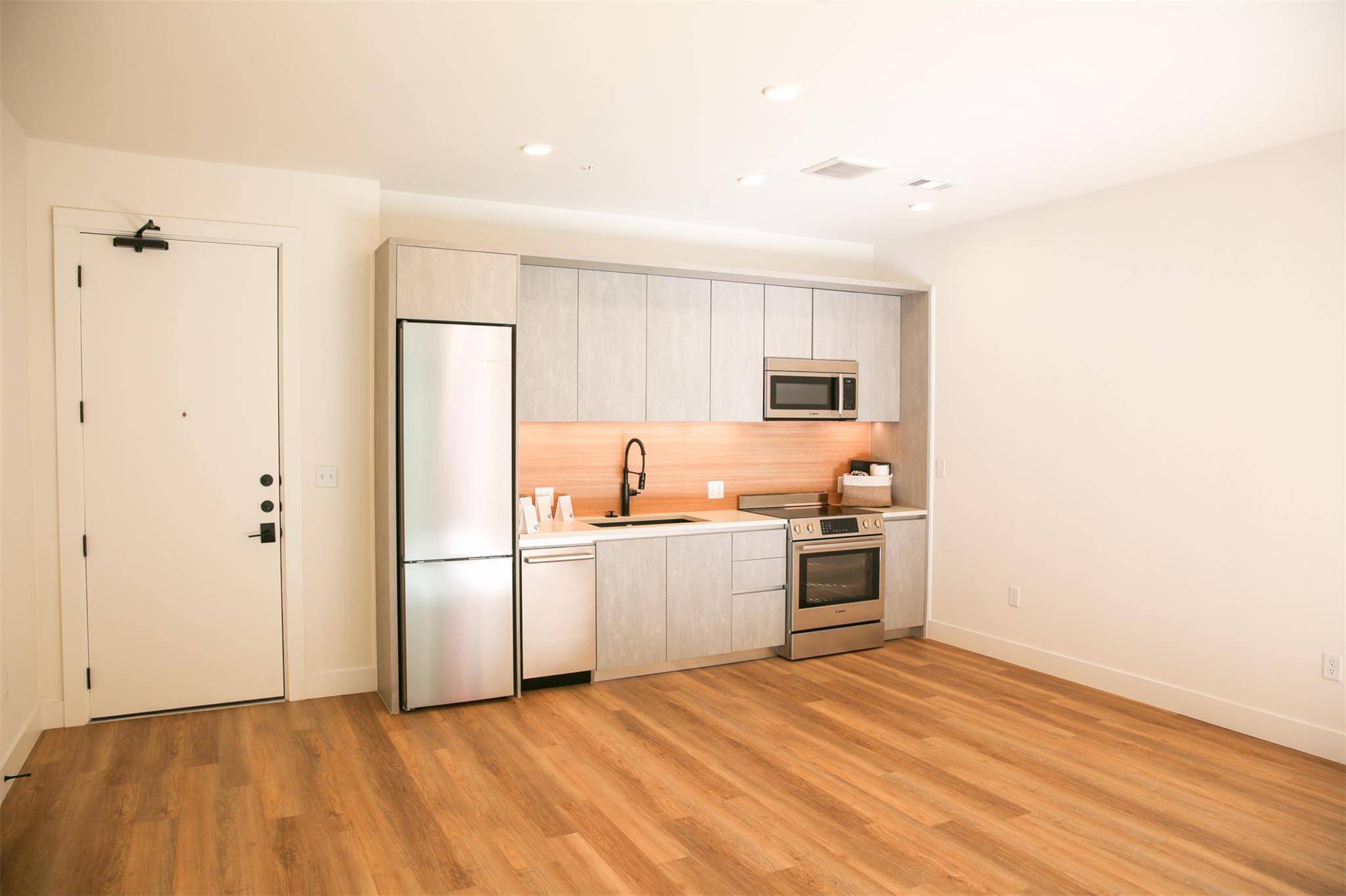 4315 S South Congress Ave # 207, Austin, TX 78745