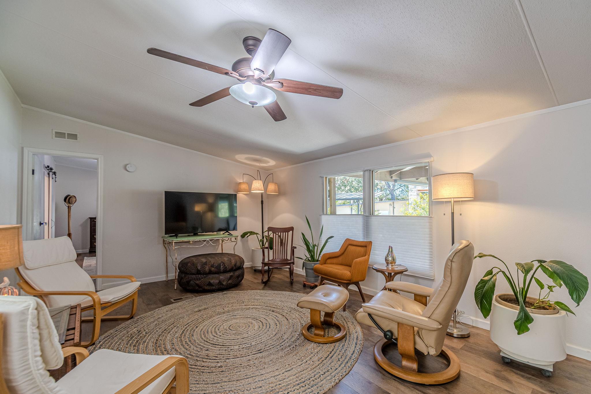 384 Placid Cove Dr, New Braunfels, TX 78130