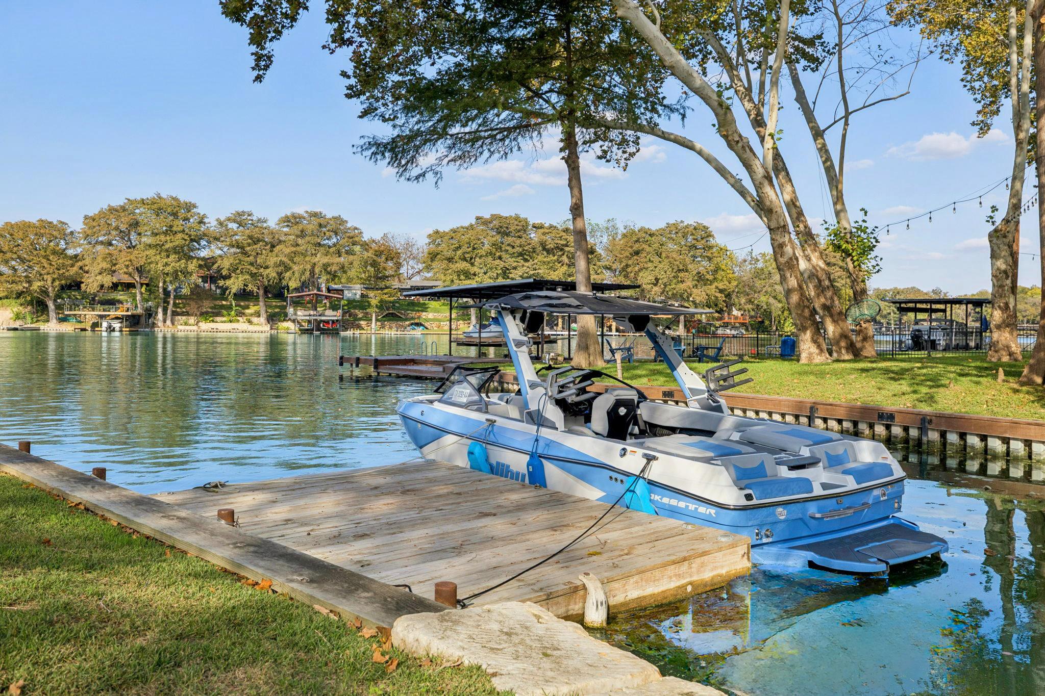 384 Placid Cove Dr, New Braunfels, TX 78130