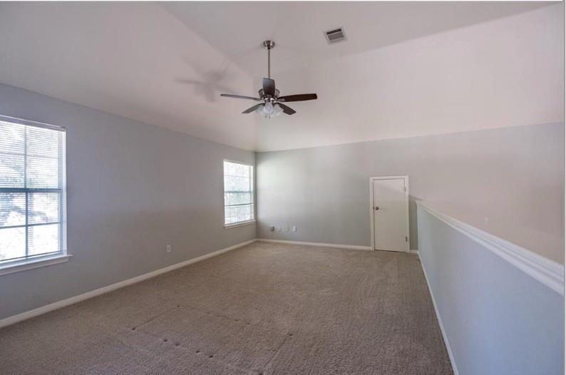 505 Oak Park Dr, Round Rock, TX 78681