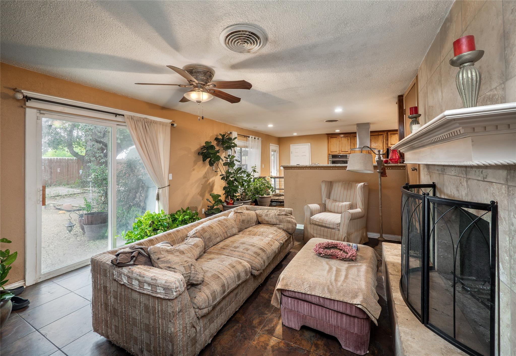 112 Hasler St, Bastrop, TX 78602