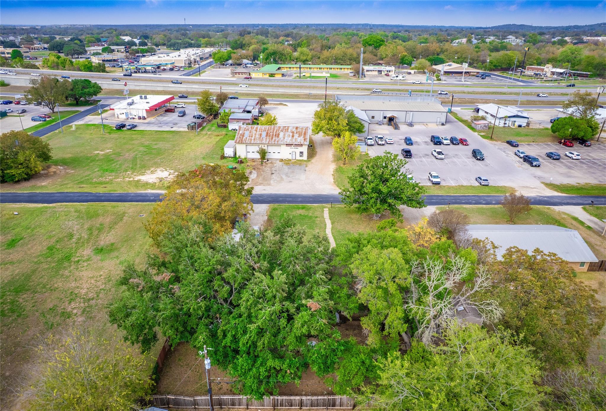 112 Hasler St, Bastrop, TX 78602