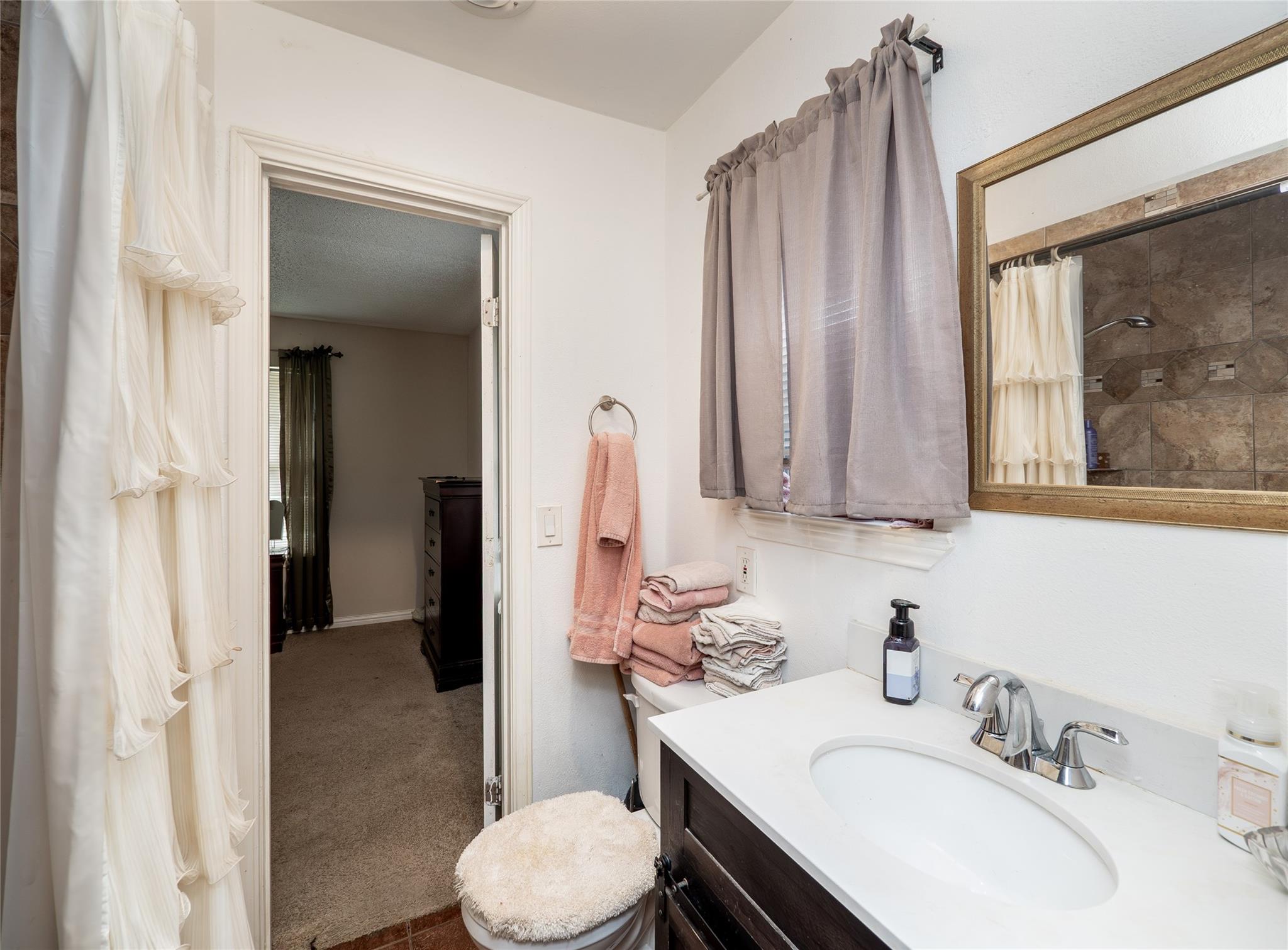 112 Hasler St, Bastrop, TX 78602