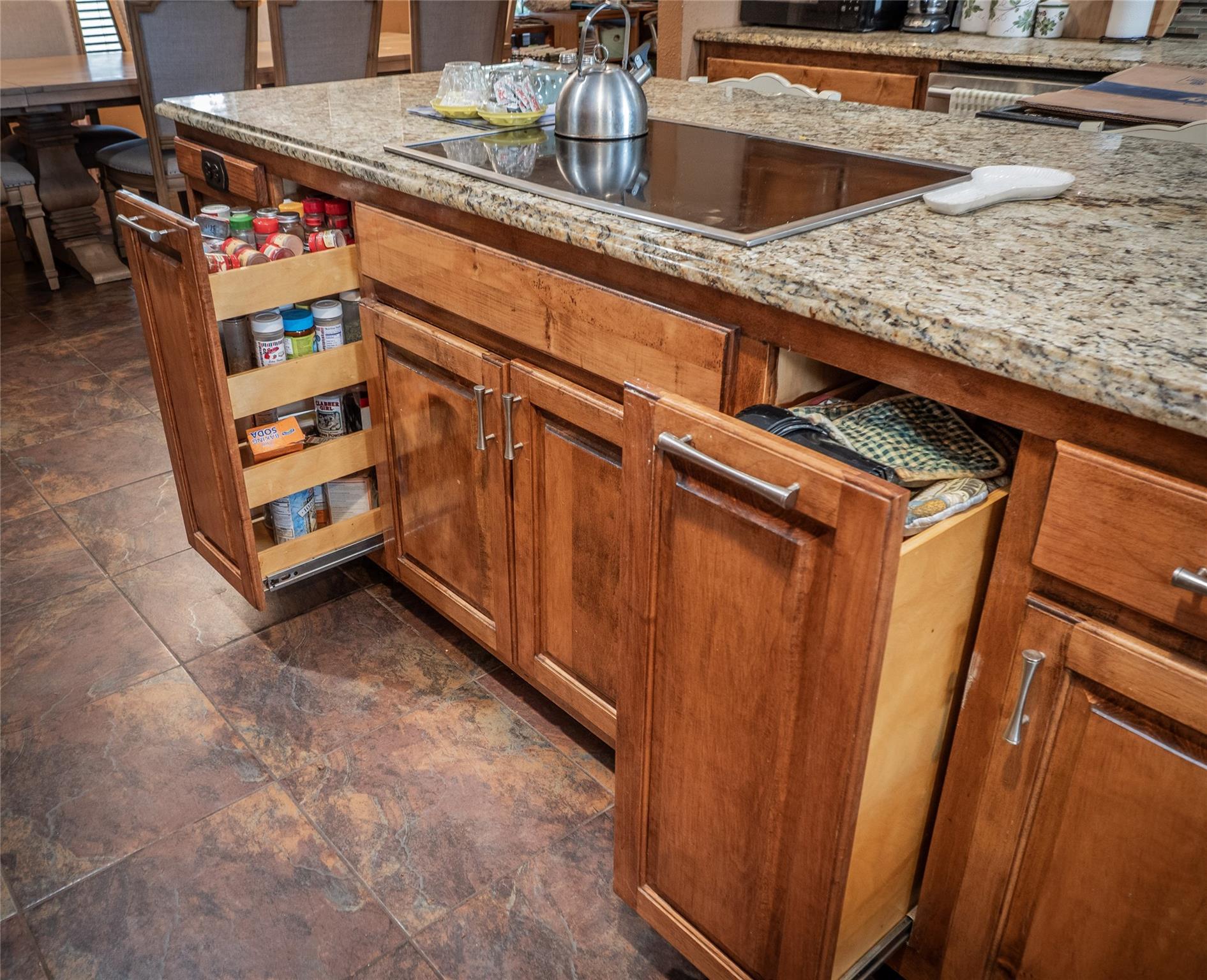 112 Hasler St, Bastrop, TX 78602