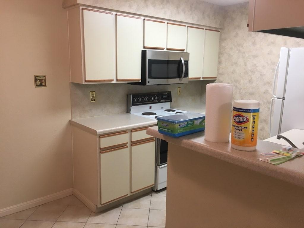 114 E 31ST St # 108, Austin, TX 78705