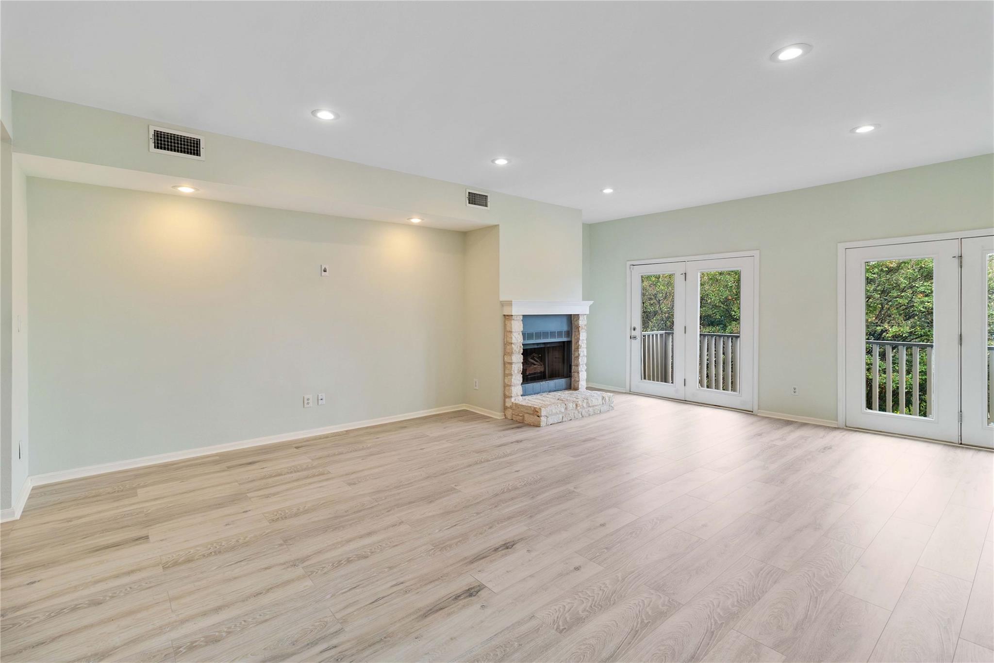 5512 Oakwood Cv # 161, Austin, TX 78731