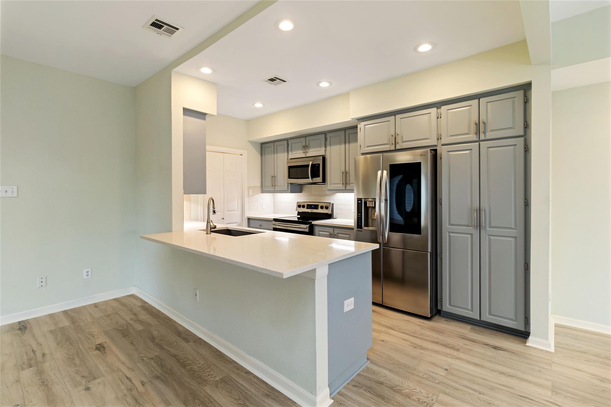 5512 Oakwood Cv # 161, Austin, TX 78731