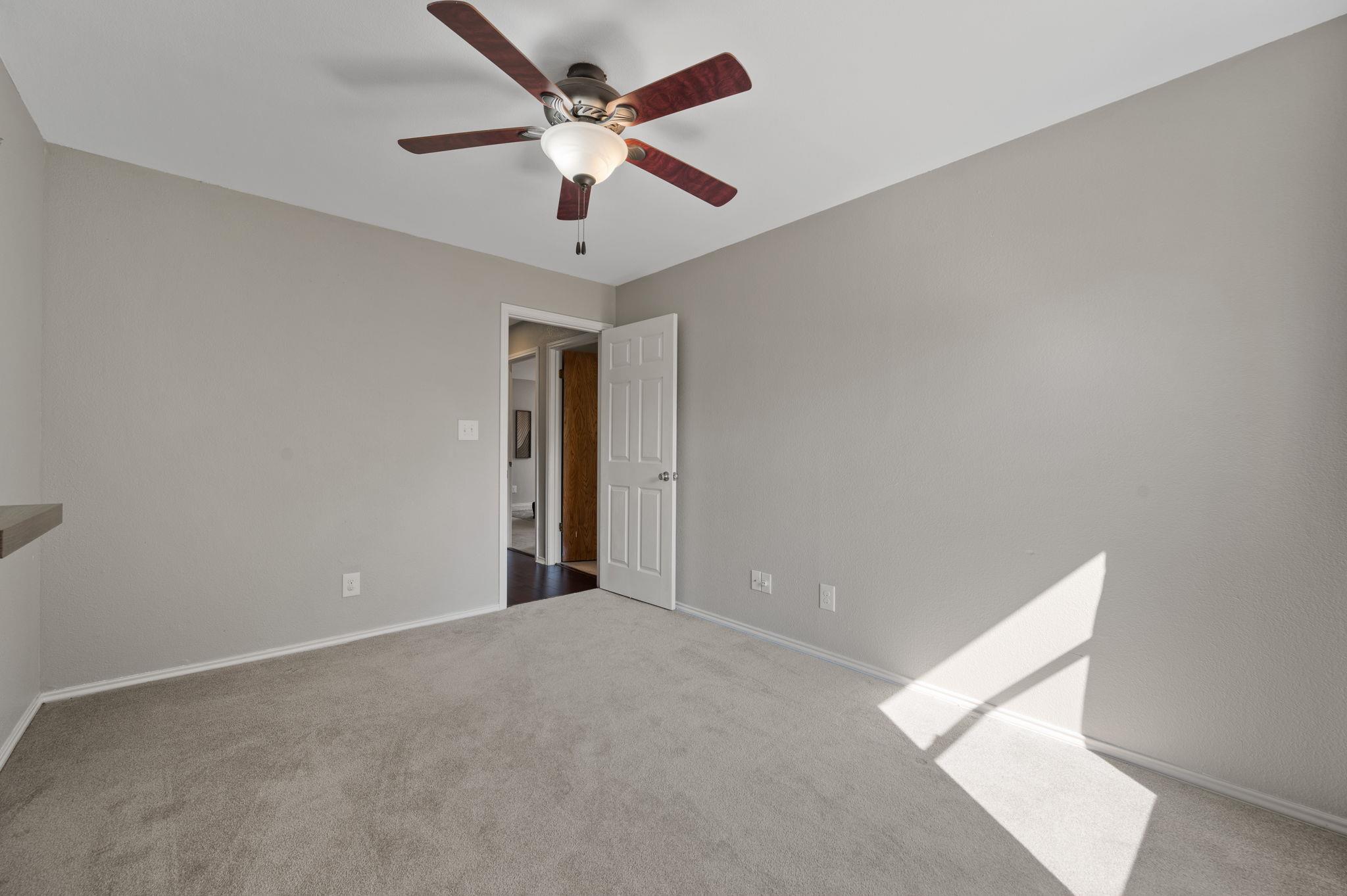 20807 Boggy Ford Rd, Lago Vista, TX 78645