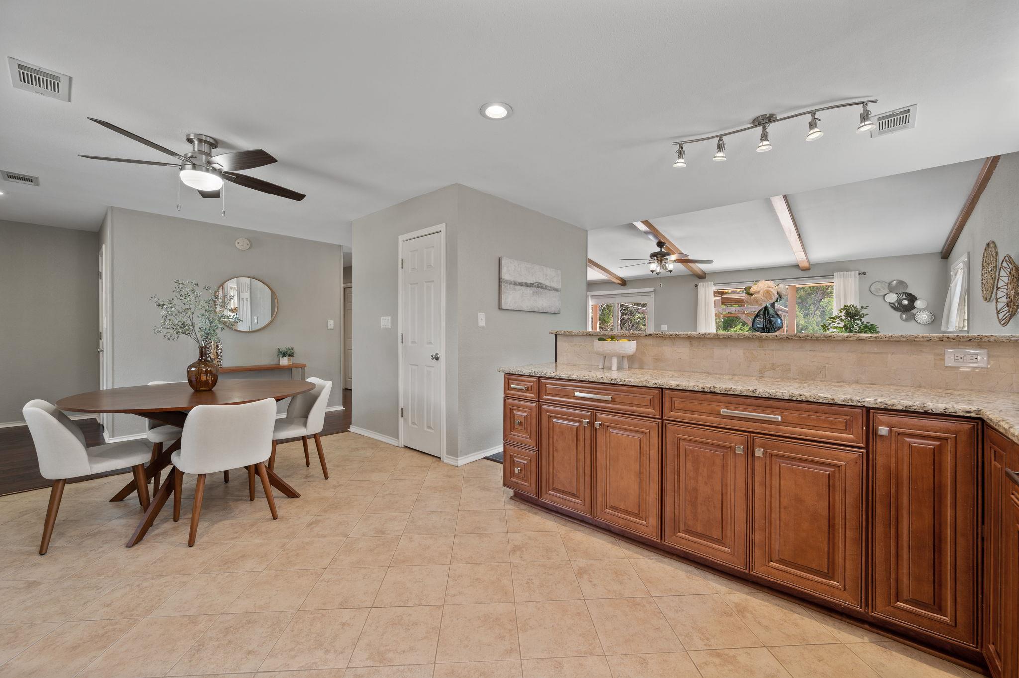 20807 Boggy Ford Rd, Lago Vista, TX 78645