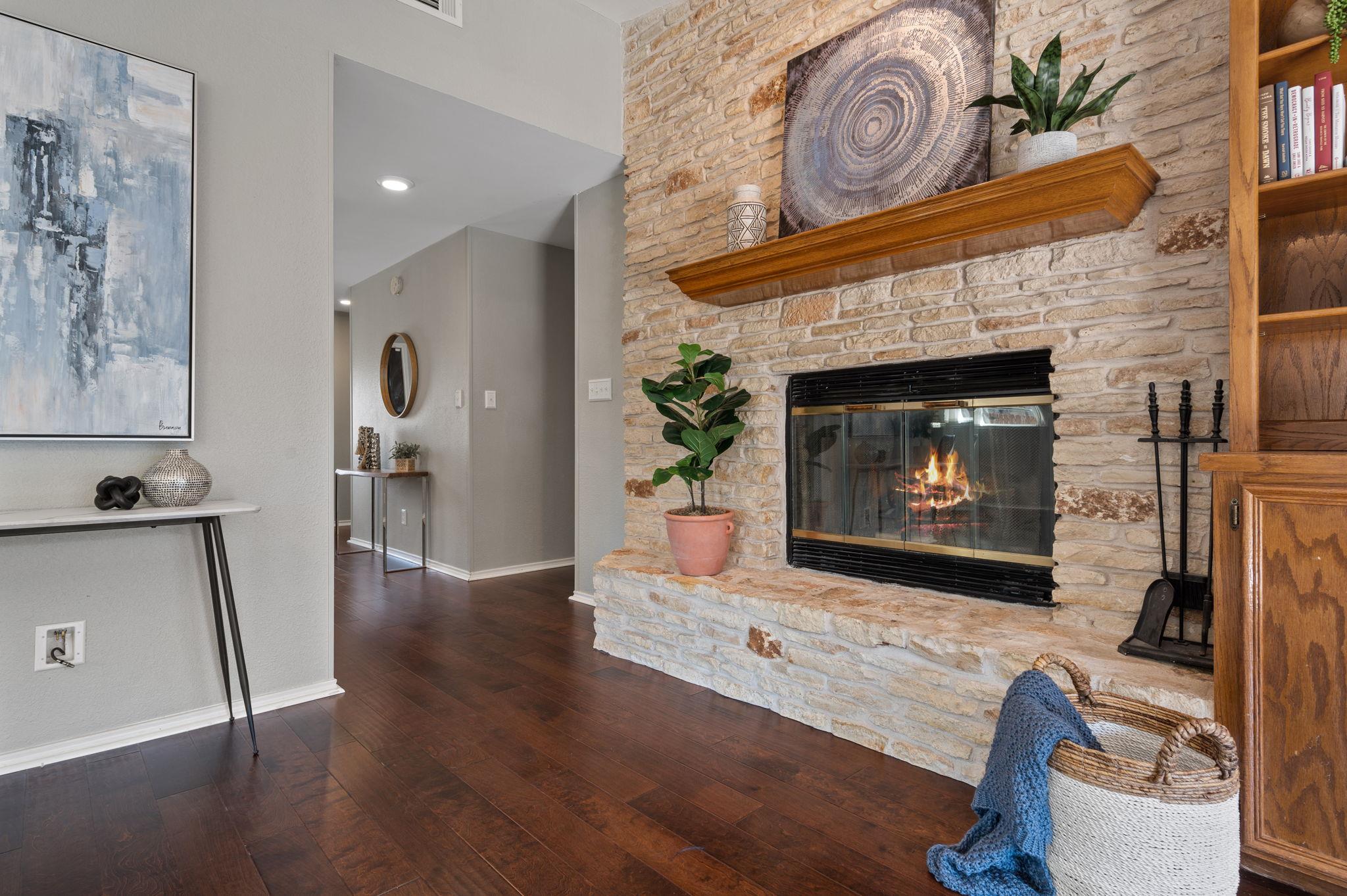 20807 Boggy Ford Rd, Lago Vista, TX 78645