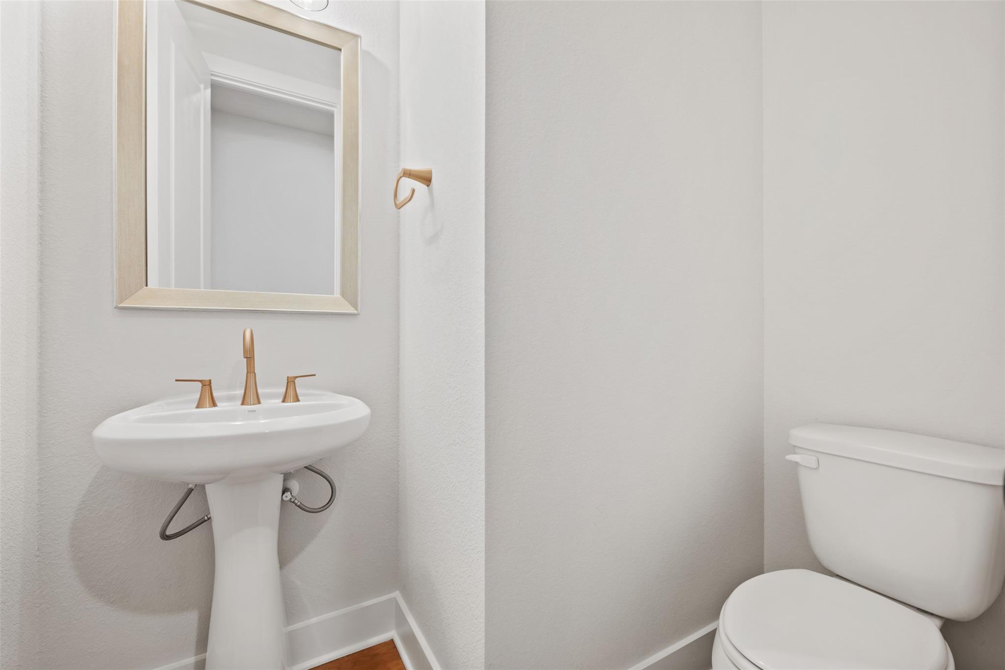 325 Knockout Rose Dr, San Marcos, TX 78666