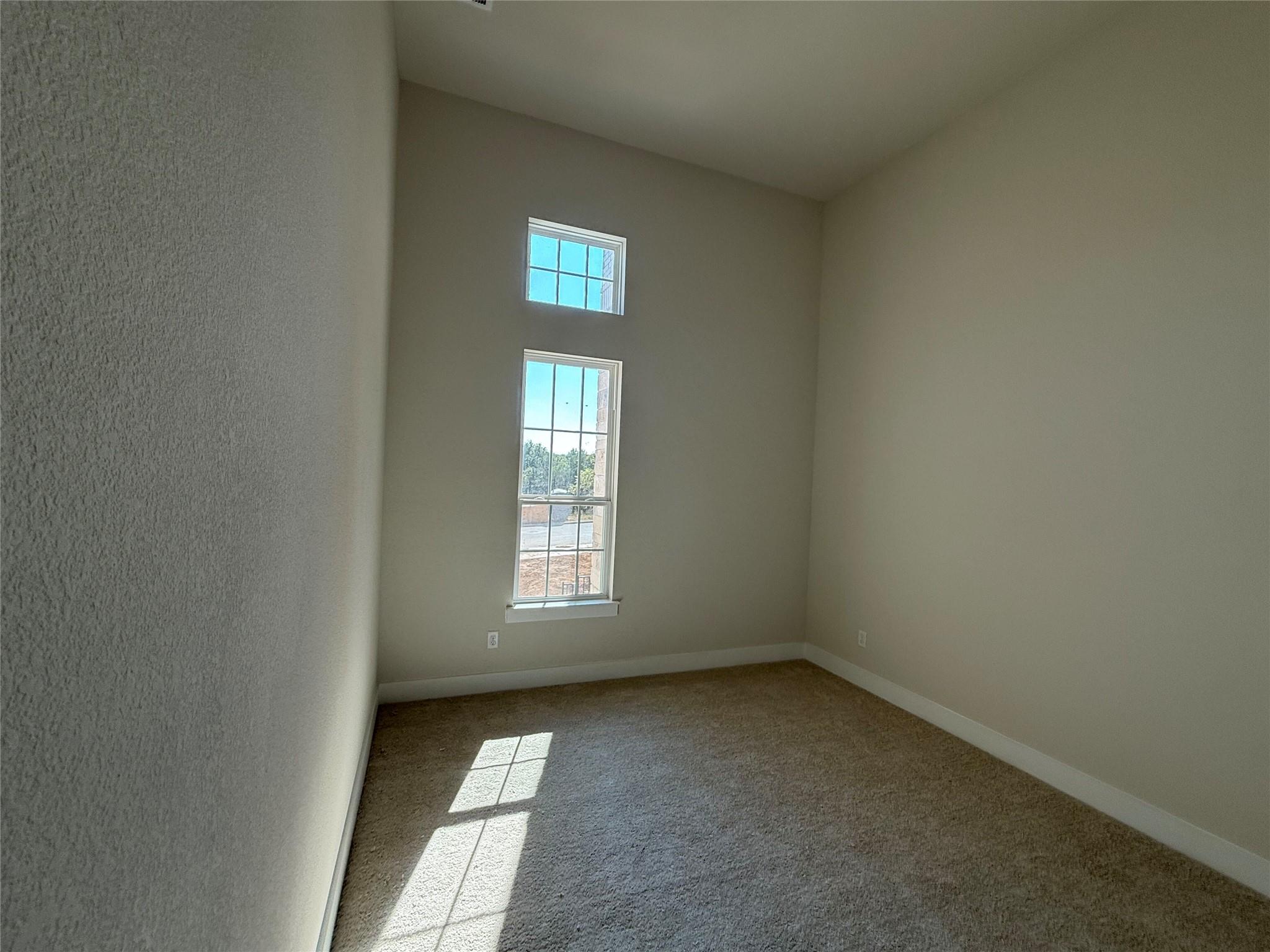 325 Knockout Rose Dr, San Marcos, TX 78666