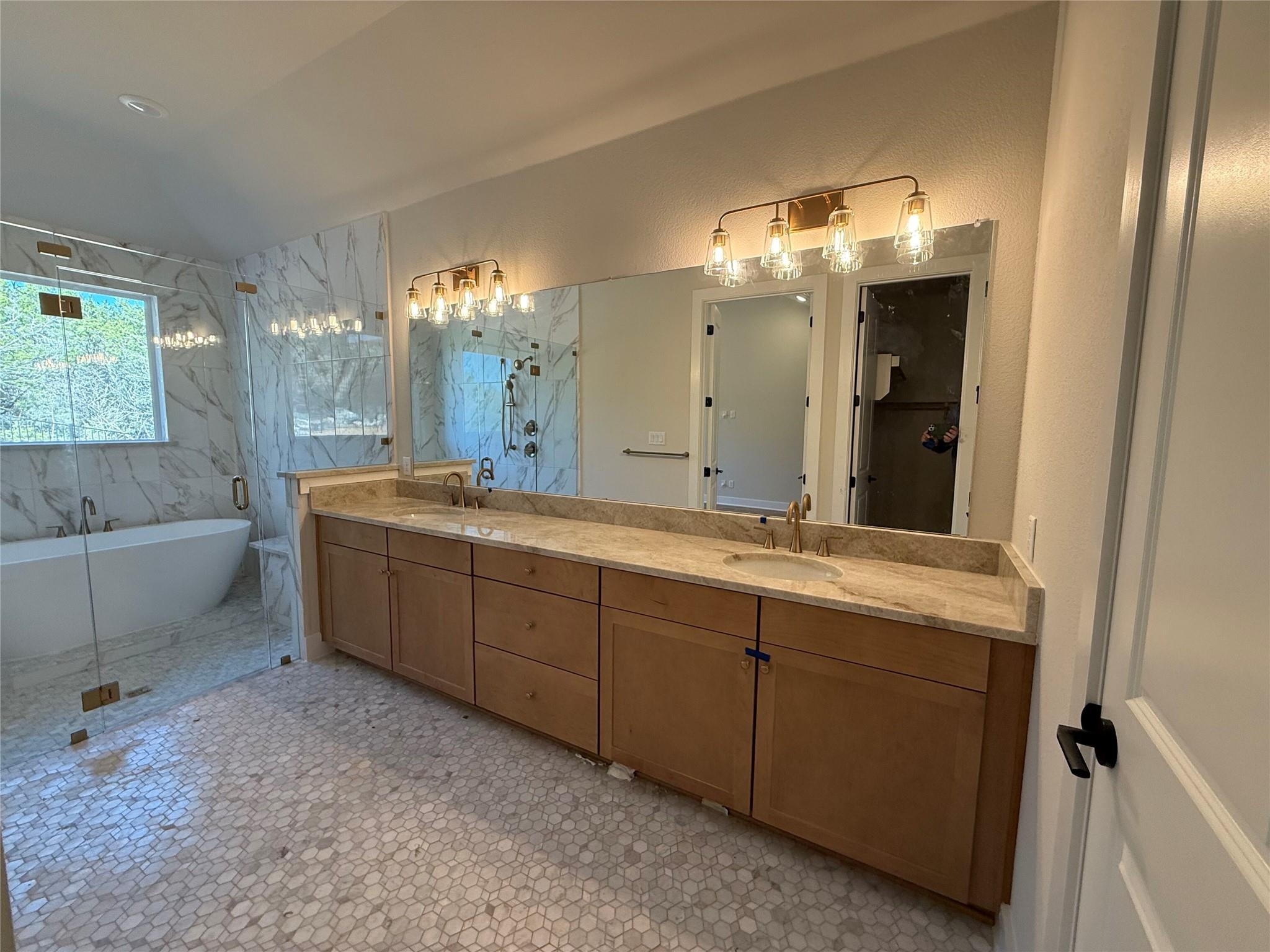 325 Knockout Rose Dr, San Marcos, TX 78666