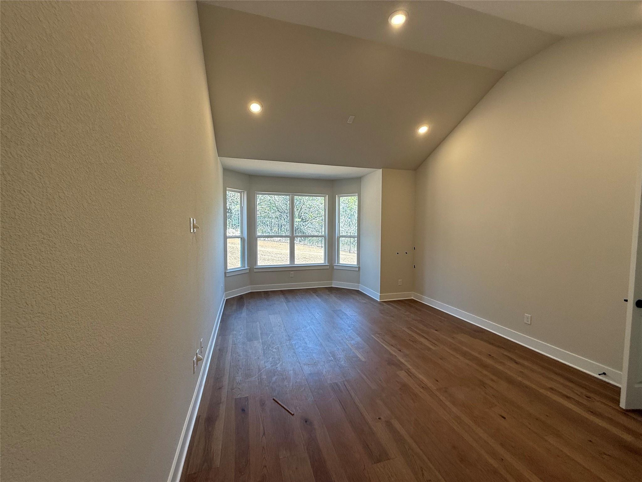 325 Knockout Rose Dr, San Marcos, TX 78666