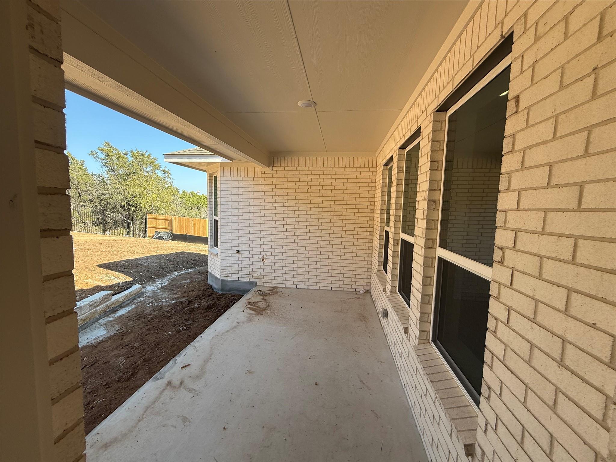 325 Knockout Rose Dr, San Marcos, TX 78666