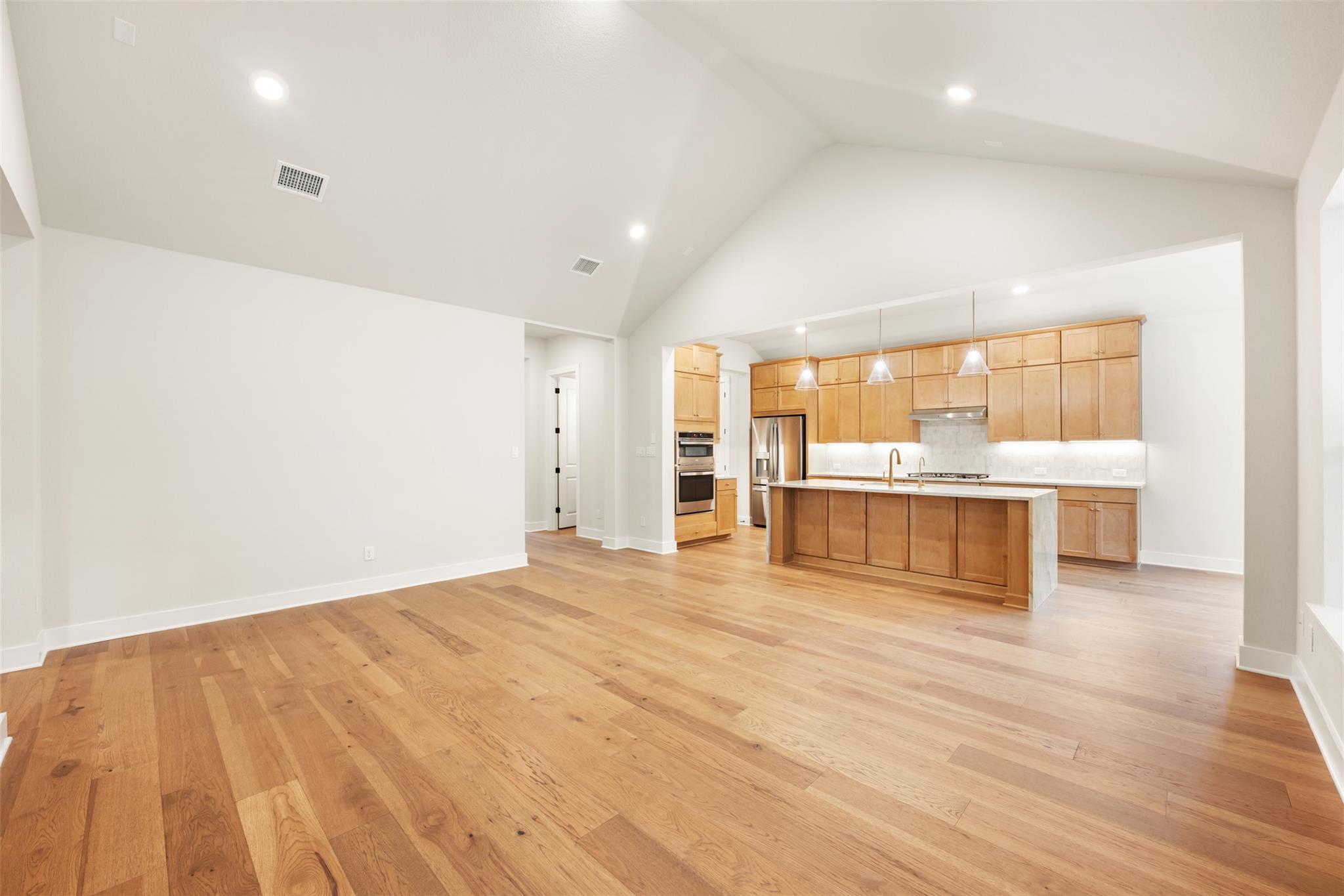 325 Knockout Rose Dr, San Marcos, TX 78666