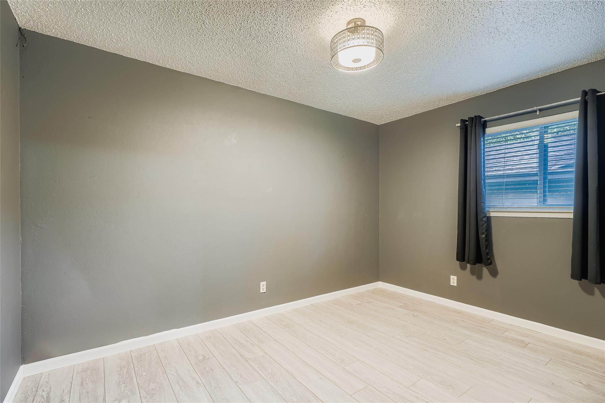 2204 Falcon Hill Dr, Austin, TX 78745