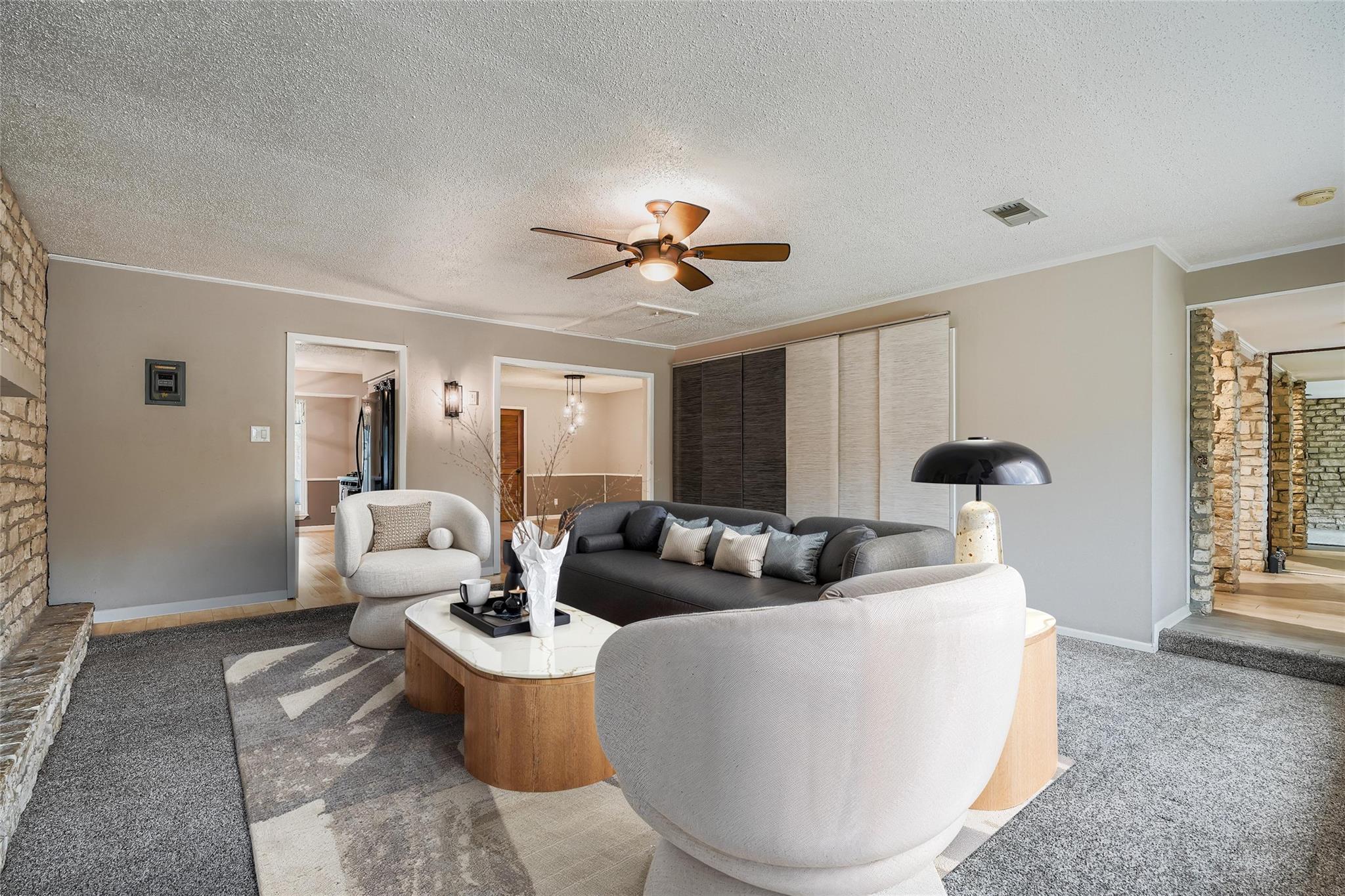 2204 Falcon Hill Dr, Austin, TX 78745