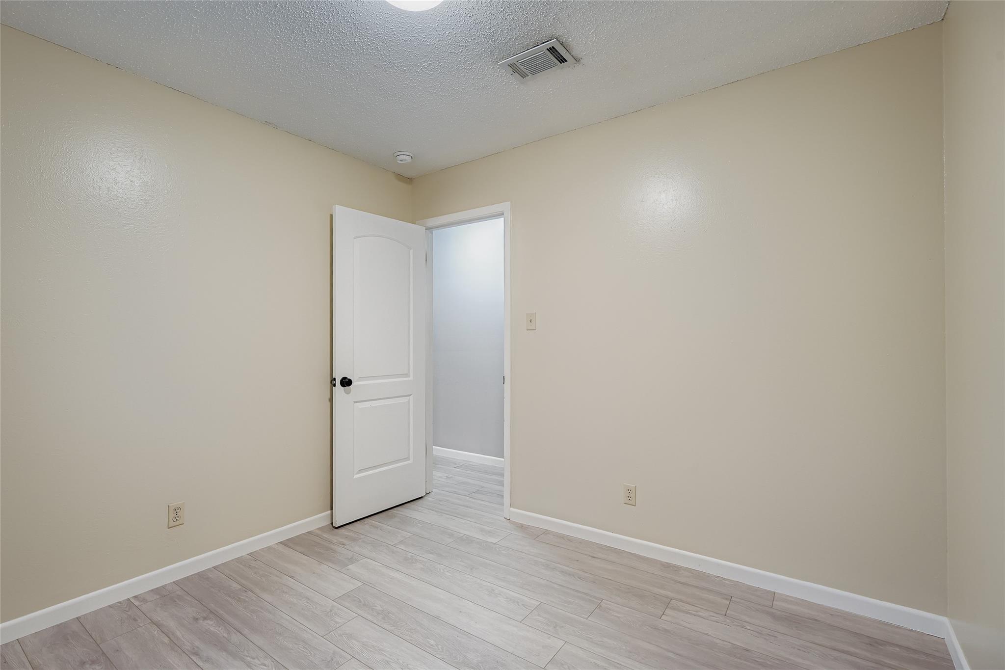 2204 Falcon Hill Dr, Austin, TX 78745