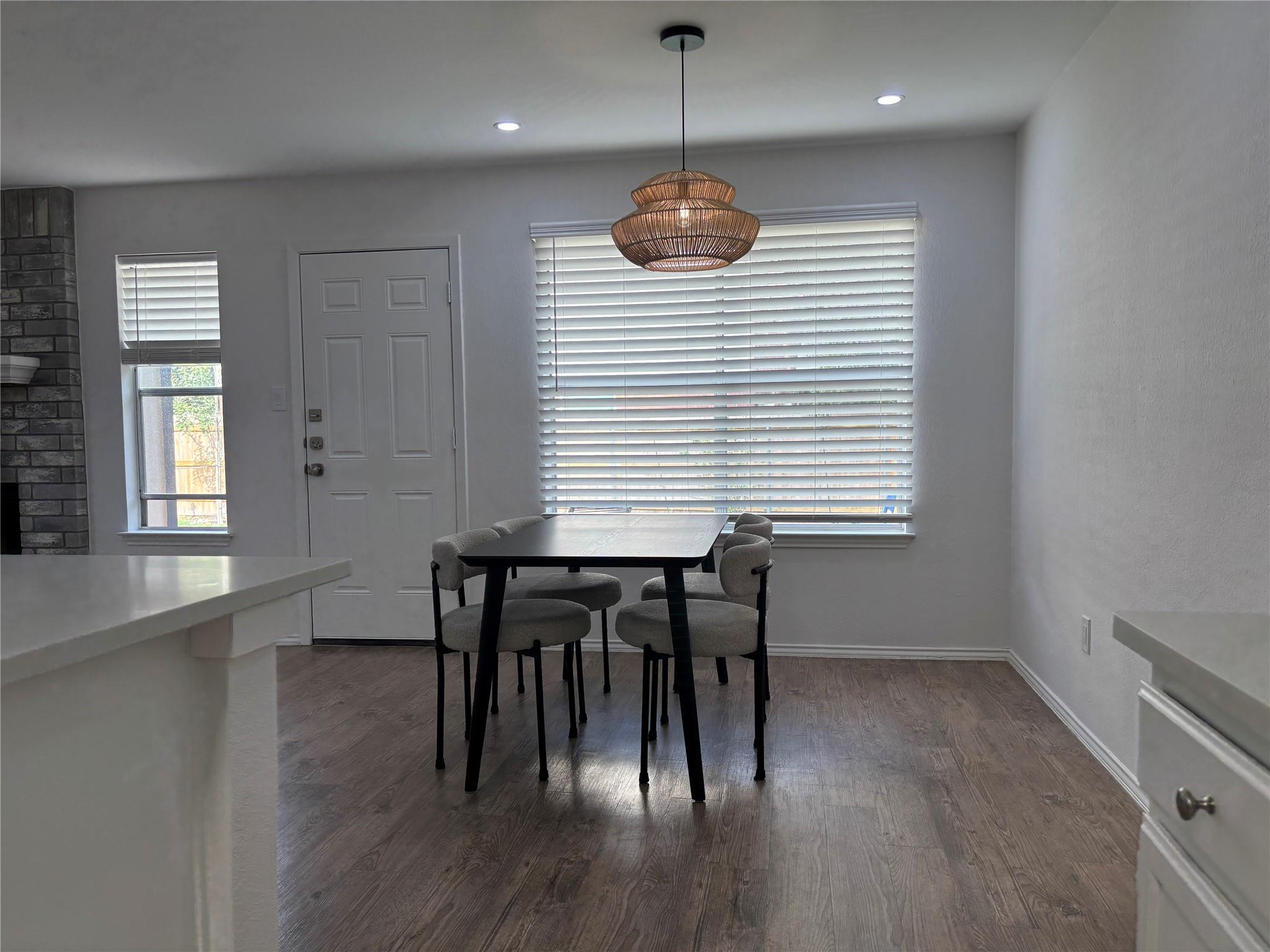 8402 Priest River Dr, Round Rock, TX 78681