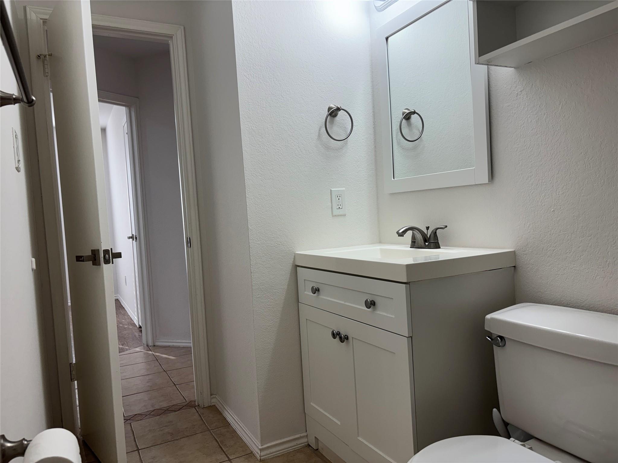 8402 Priest River Dr, Round Rock, TX 78681