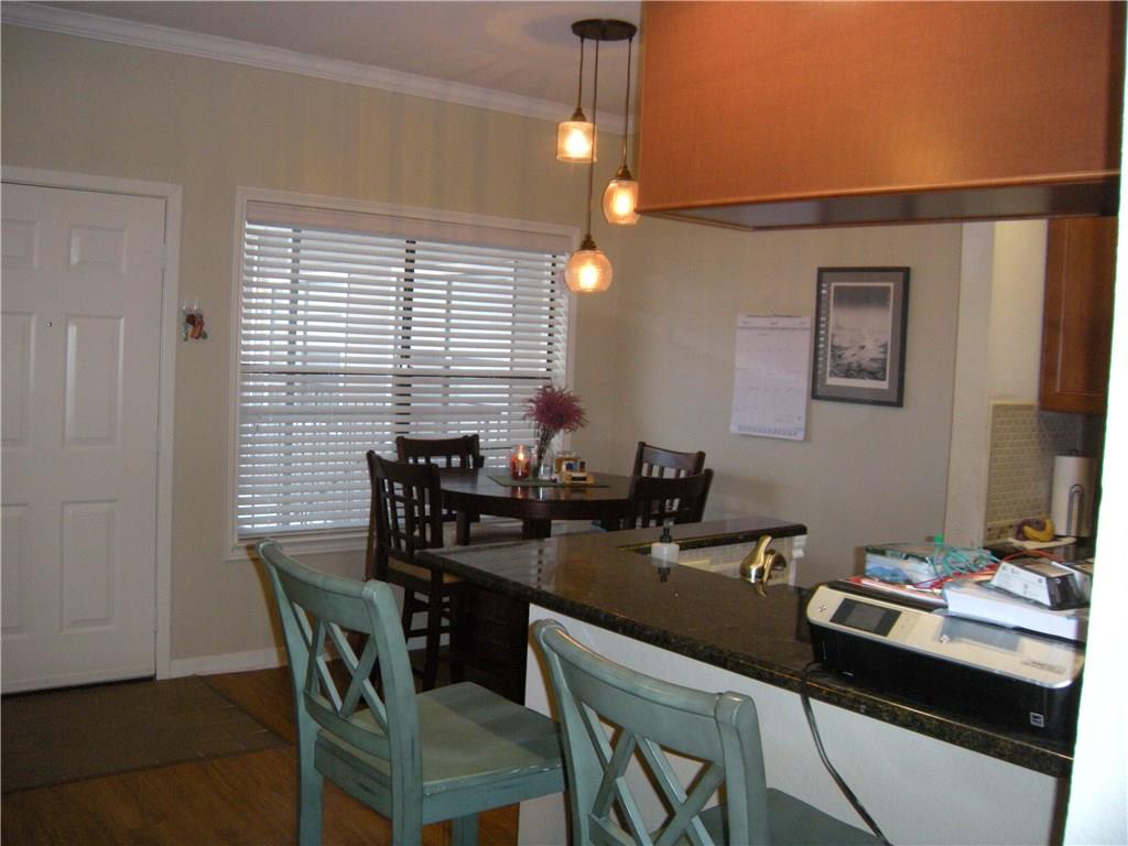 915 W 23rd St # 211, Austin, TX 78705