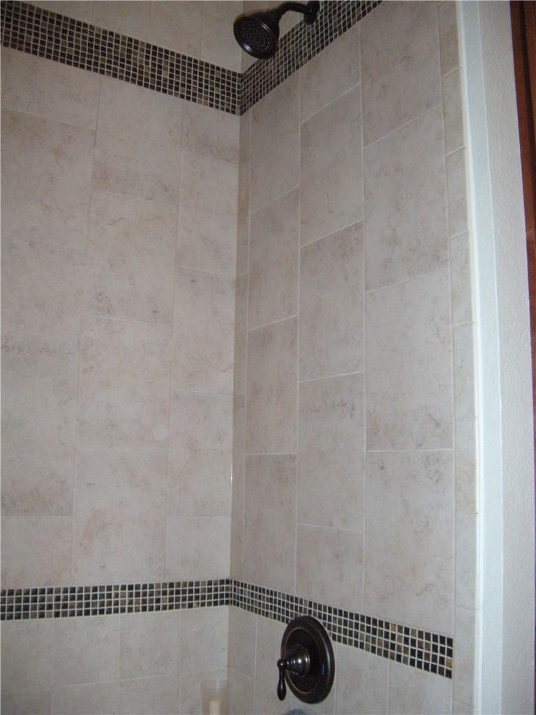 915 W 23rd St # 211, Austin, TX 78705