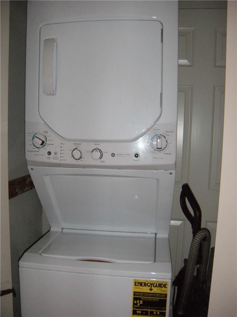 915 W 23rd St # 211, Austin, TX 78705