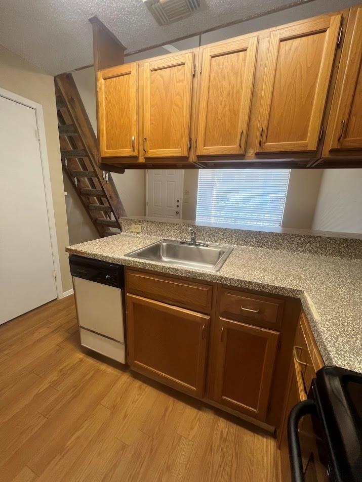 2210 Pearl St # 302, Austin, TX 78705