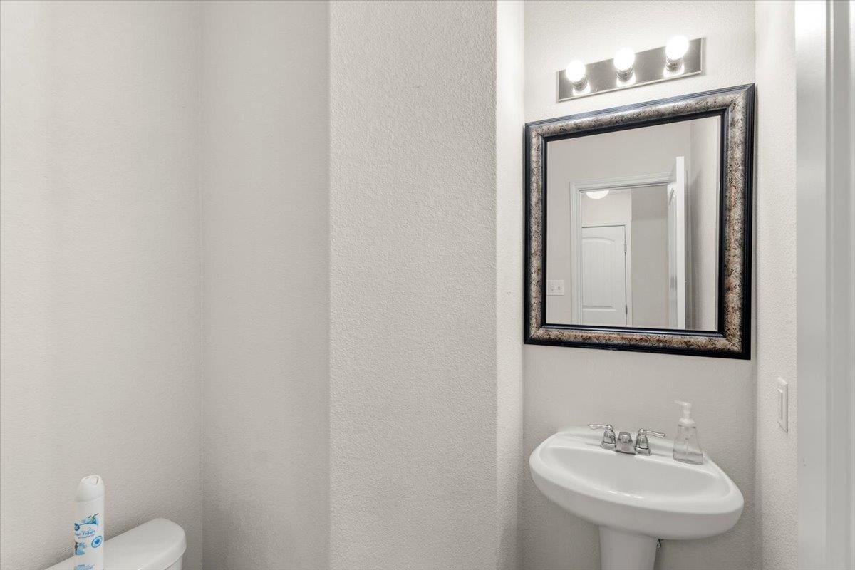 20512 Raptor Roost Rd, Pflugerville, TX 78660