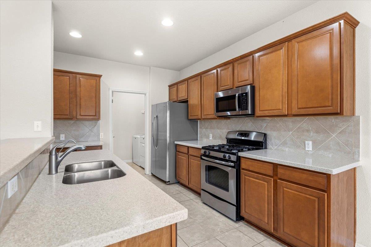 20512 Raptor Roost Rd, Pflugerville, TX 78660