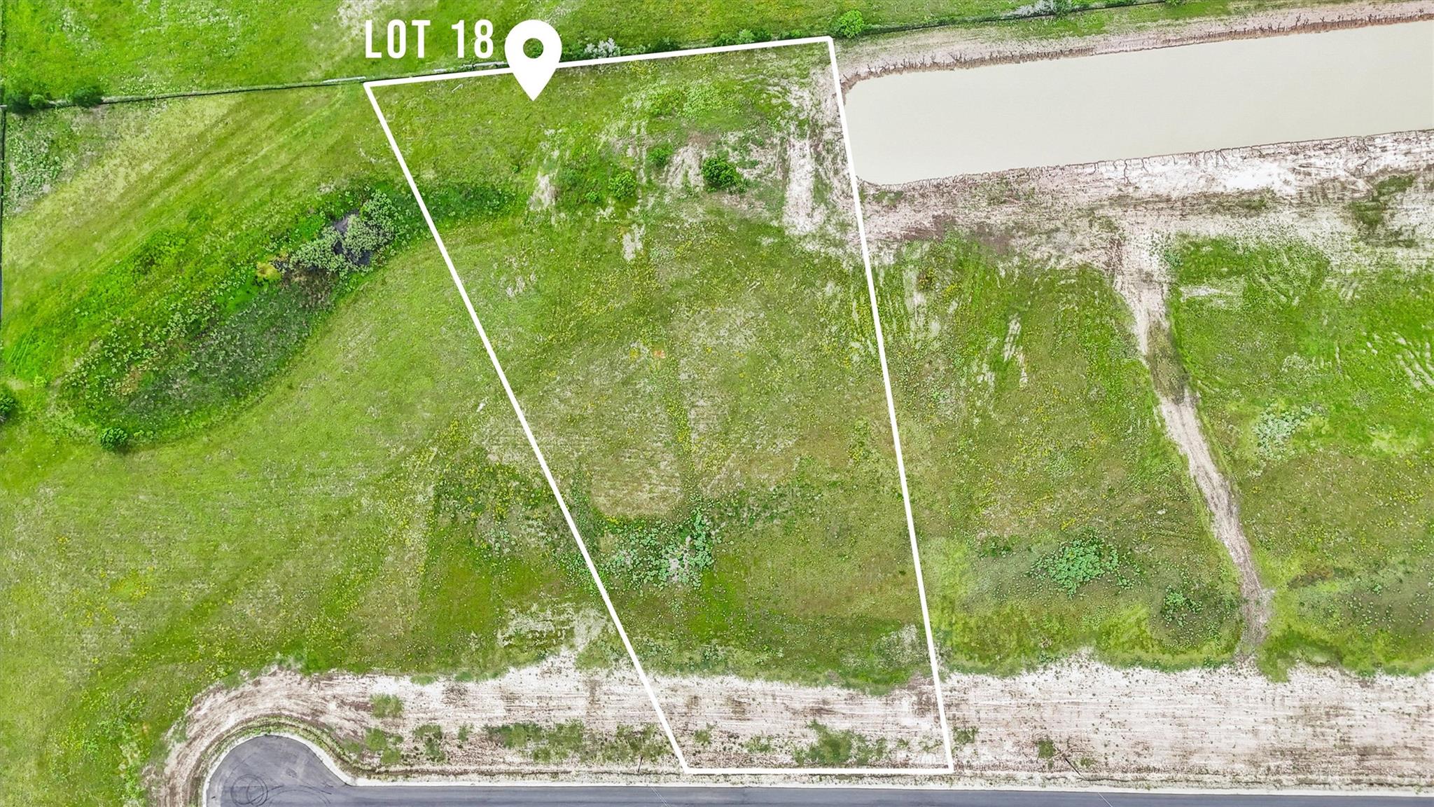 1332 Saddleback Dr, Bellville, TX 77418