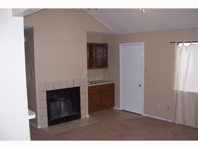 825 Mica Dr, Leander, TX 78641