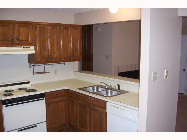 825 Mica Dr, Leander, TX 78641