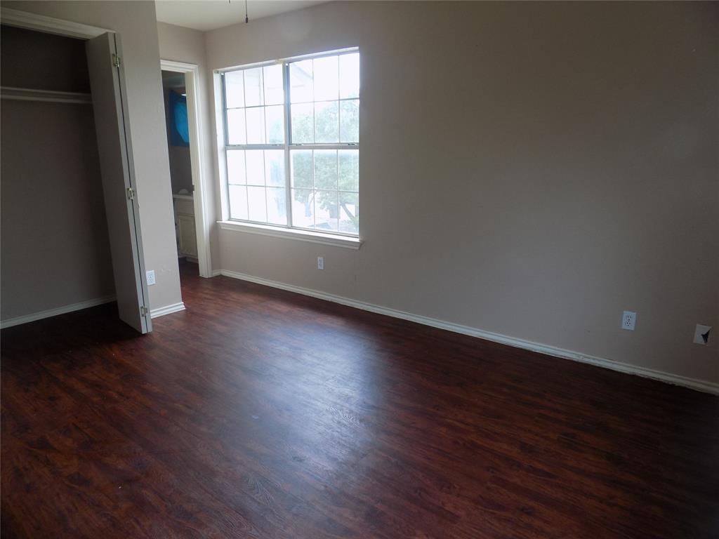 825 Mica Dr, Leander, TX 78641