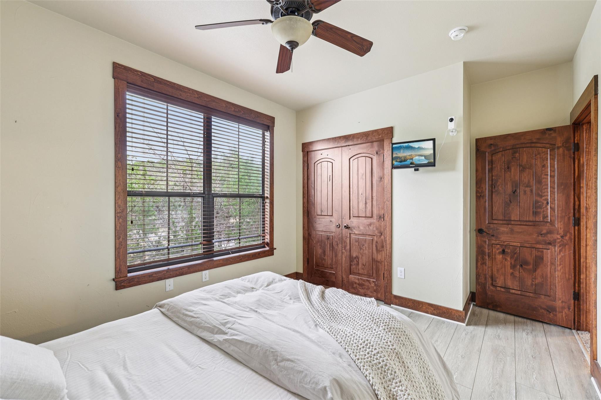 7229 Trident Ln, Jonestown, TX 78645