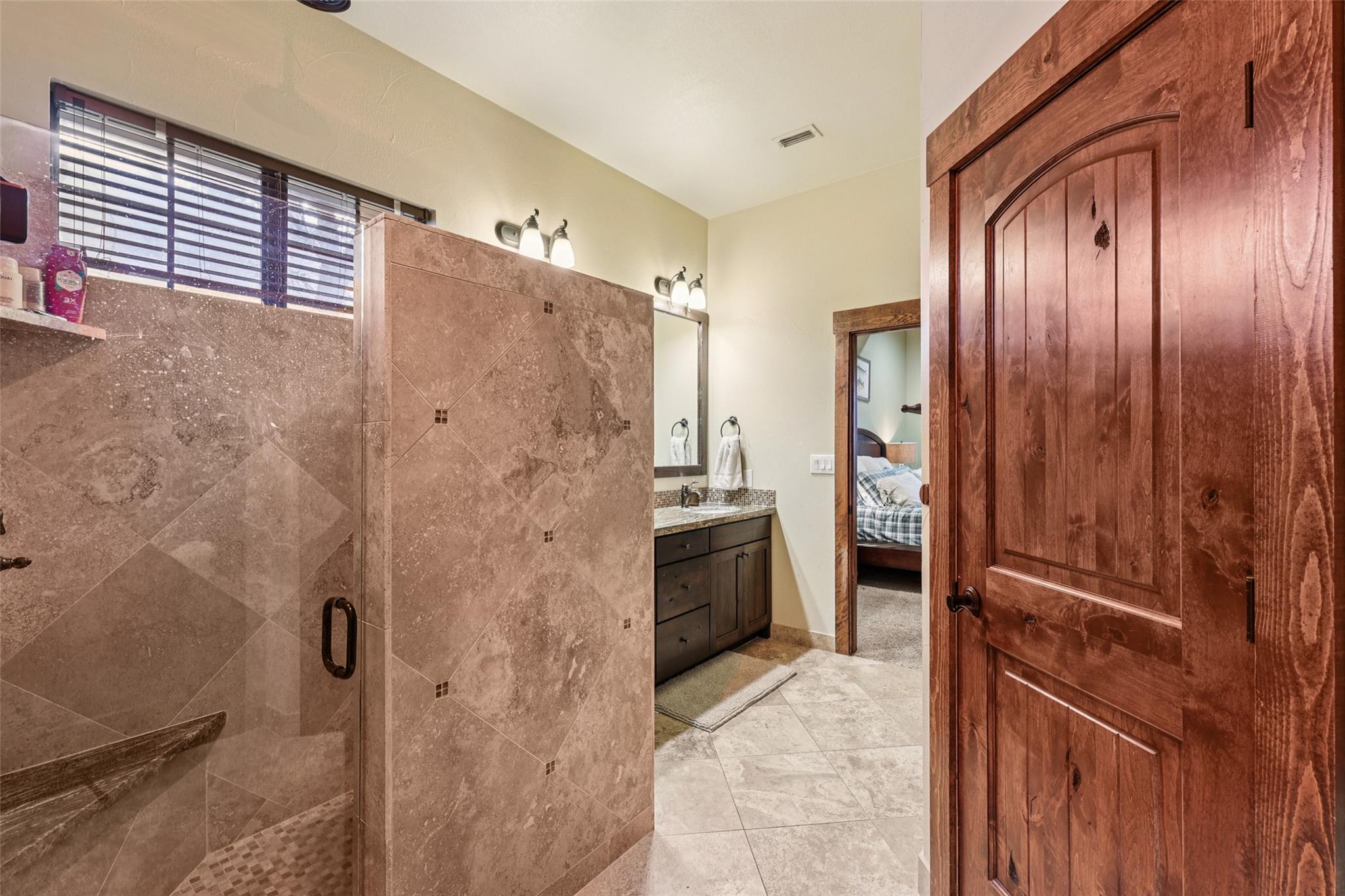 7229 Trident Ln, Jonestown, TX 78645