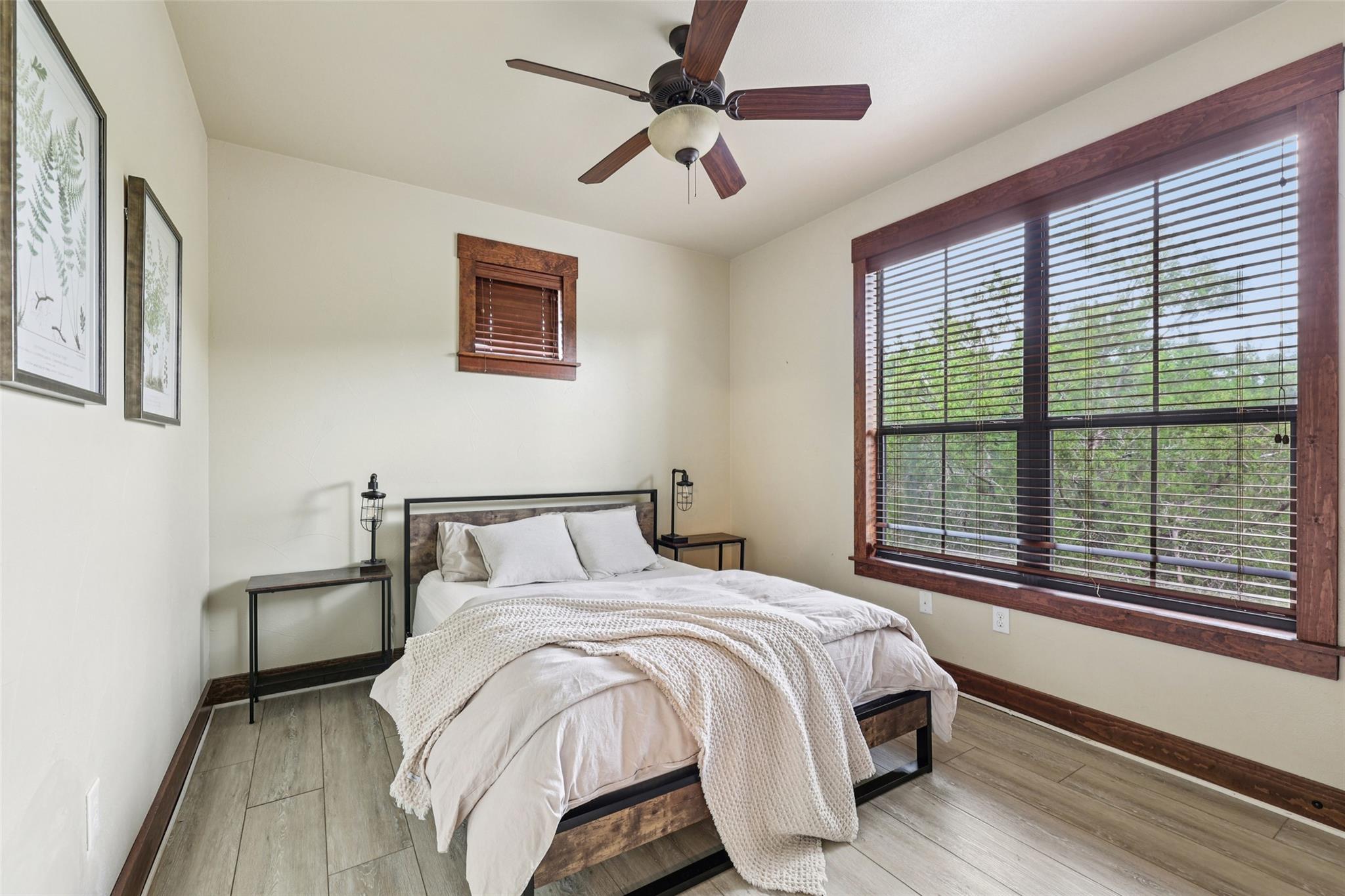 7229 Trident Ln, Jonestown, TX 78645