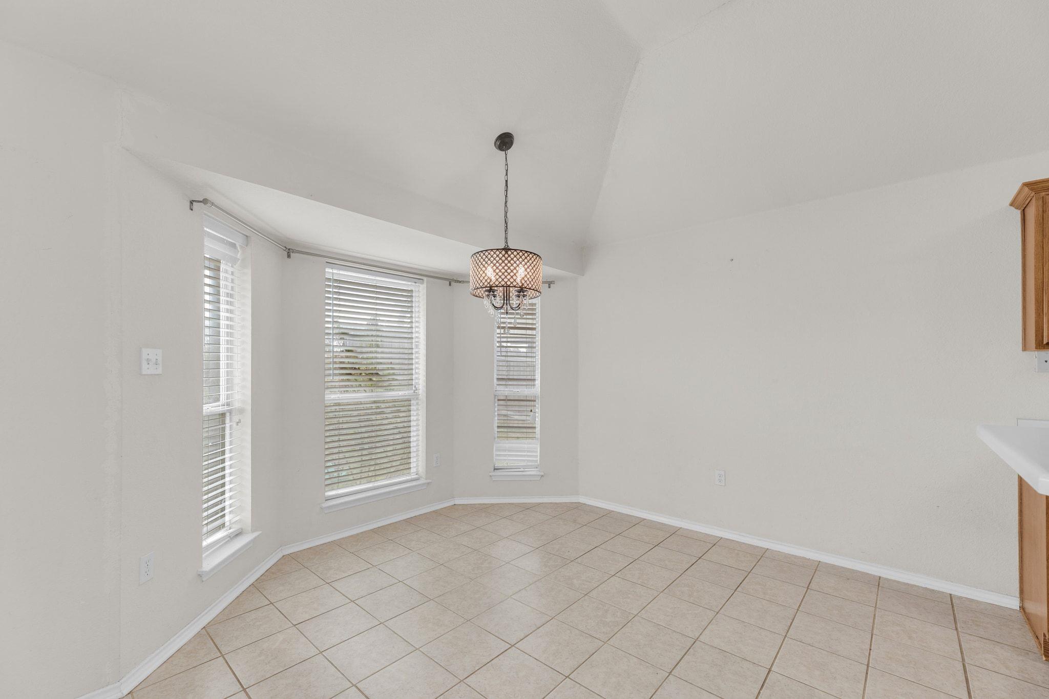 2317 Chestnut Path, Round Rock, TX 78664