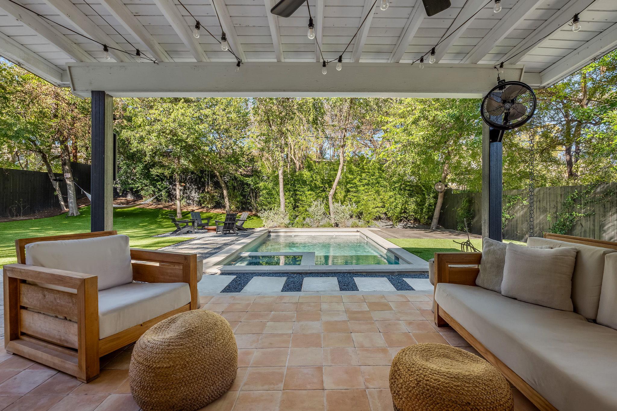 1604 Elmhurst Dr, Austin, TX 78741