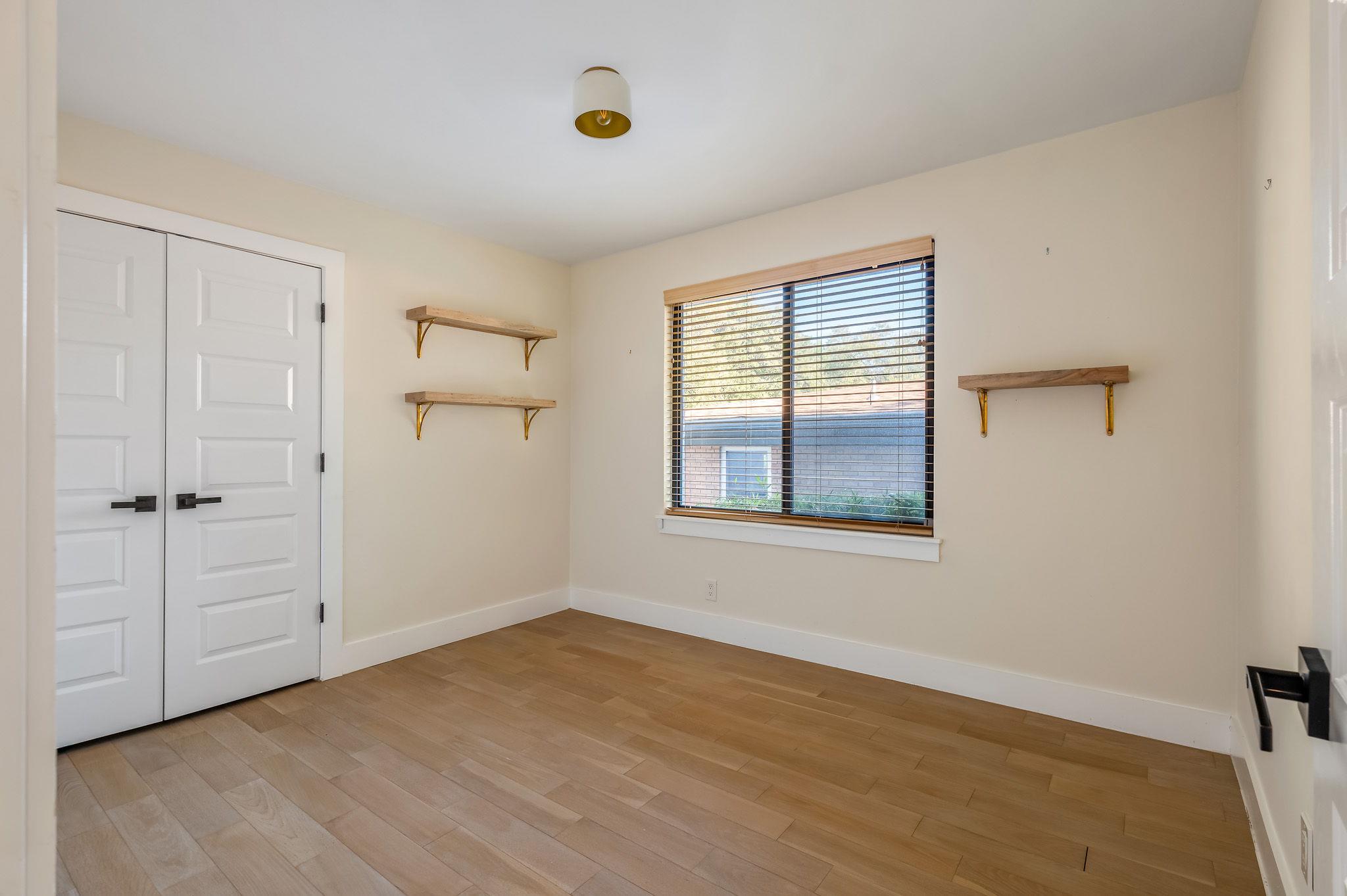 1604 Elmhurst Dr, Austin, TX 78741